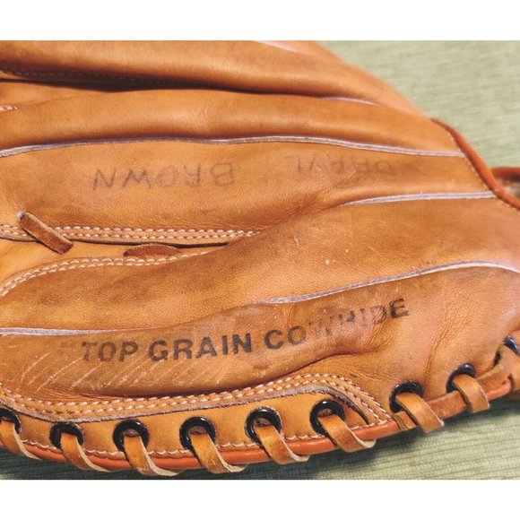 DIAMOND D4000 Professional Model RHT Mitt Baseball Glove Tan Top Grain Cowhide - Picture 2 of 13